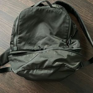 Lululemon city adventurer backpack 20 L